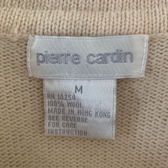 Pierre Cardin beige ivory wool cardigan with pearl buttons, collar and cuffs - Picture 4 of 8